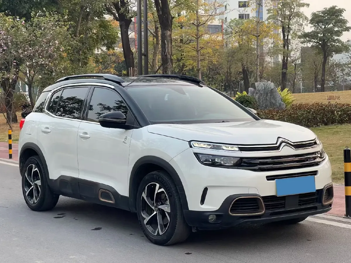 2021 Citroen C5 Aircross 1.6T 170HP L4 8AT,autocango,china used car exporter,china ev exporter,chinese used car exporter,chinese used ev exporter