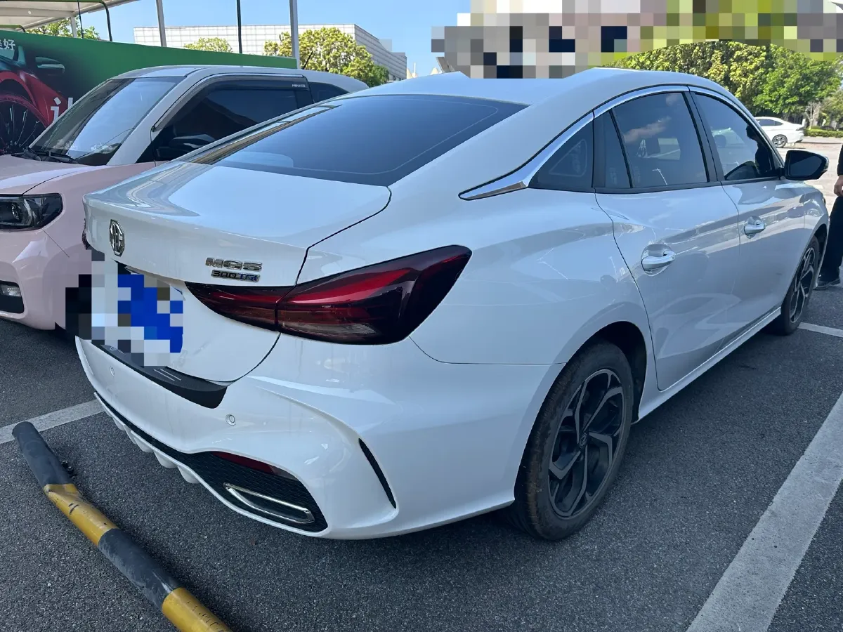 2025 MG 5 1.5T 181HP L4 7DCT,autocango,china used car exporter,china ev exporter,chinese used car exporter,chinese used ev exporter