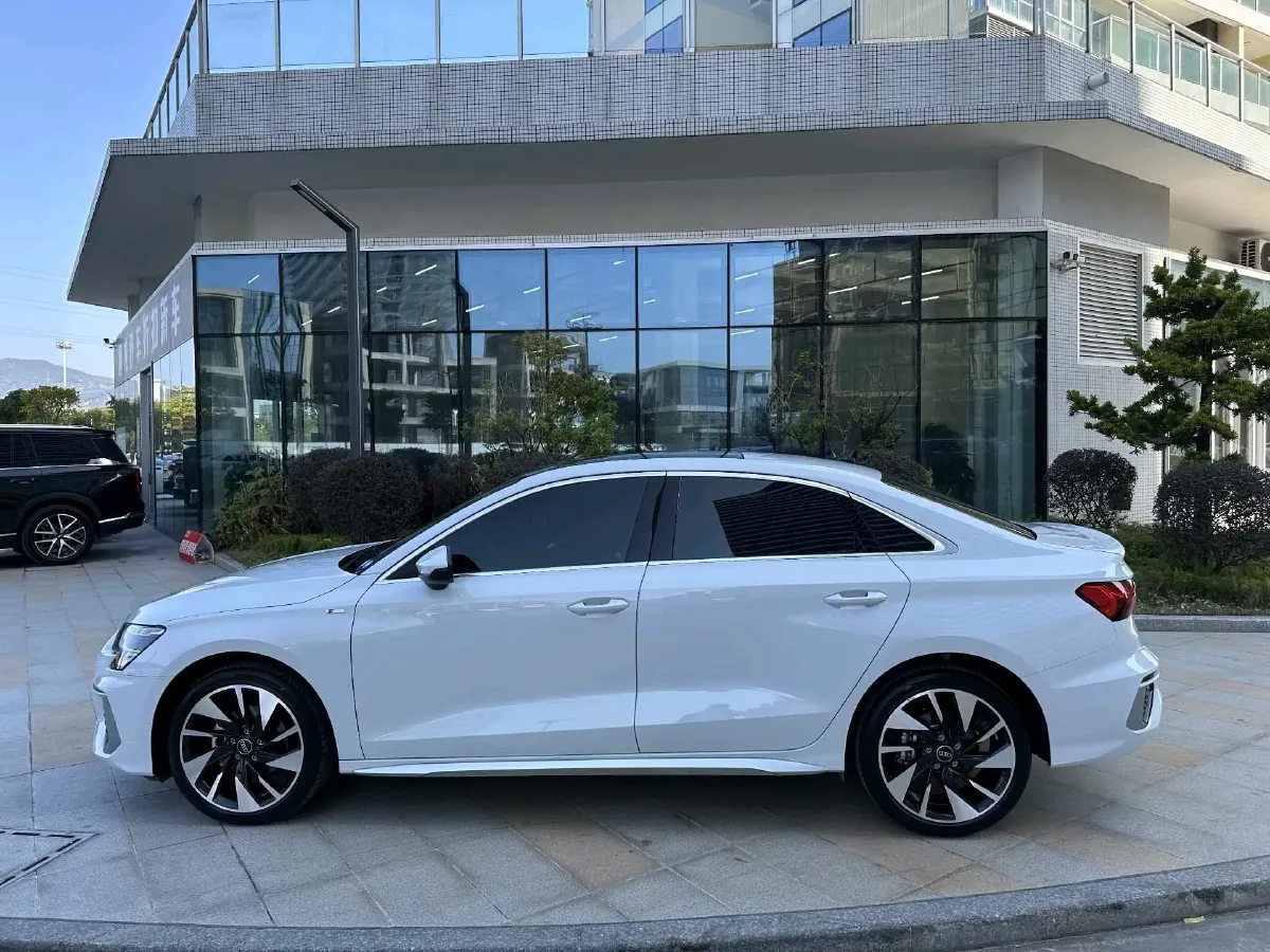 2024 Audi A3 1.4T 150HP L4 7DCT,autocango,china used car exporter,china ev exporter,chinese used car exporter,chinese used ev exporter