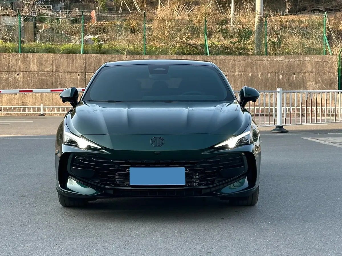 2025 MG 7 2.0T 261HP L4 9AT,autocango,china used car exporter,china ev exporter,chinese used car exporter,chinese used ev exporter