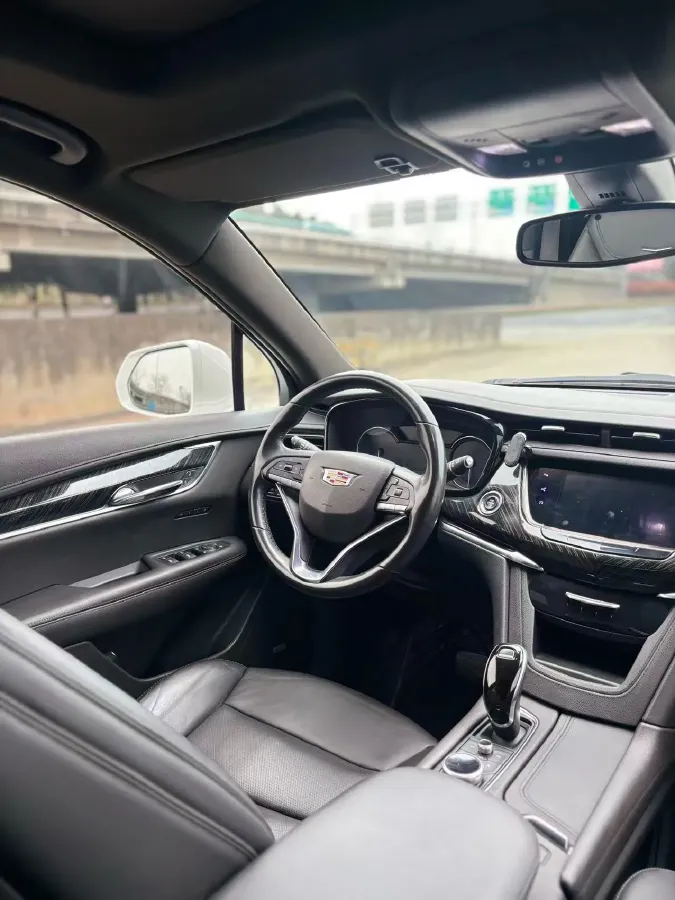 2020 Cadillac XT6 2.0T 241HP L4 9AT,autocango,china used car exporter,china ev exporter,chinese used car exporter,chinese used ev exporter