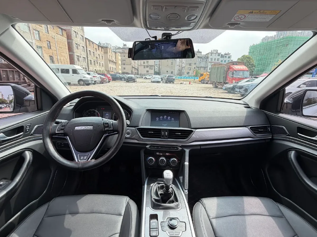 2019 Haval H6 1.5T 150HP L4 6MT,autocango,china used car exporter,china ev exporter,chinese used car exporter,chinese used ev exporter
