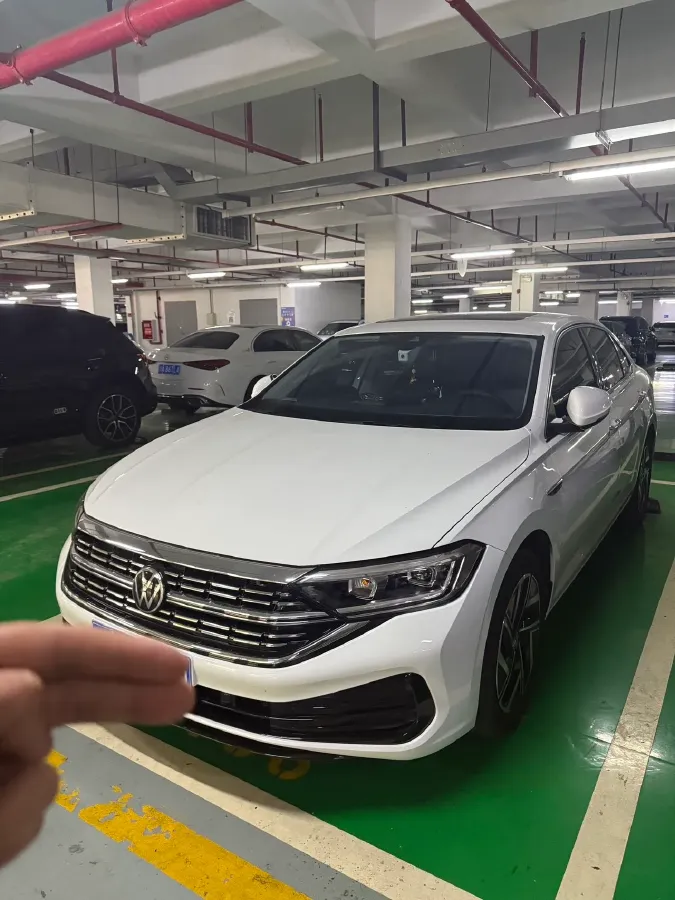 2024 Volkswagen Sagitar 1.5T 160HP L4 7DCT,autocango,china used car exporter,china ev exporter,chinese used car exporter,chinese used ev exporter