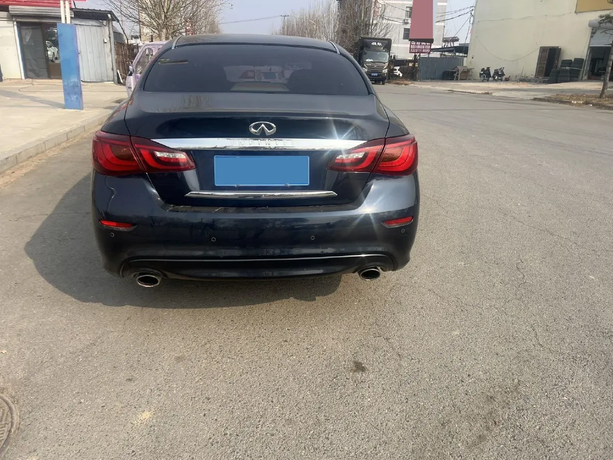 2019 Alfa Romeo Giulia 2.0T 280HP L4 8AT,autocango,china used car exporter,china ev exporter,chinese used car exporter,chinese used ev exporter