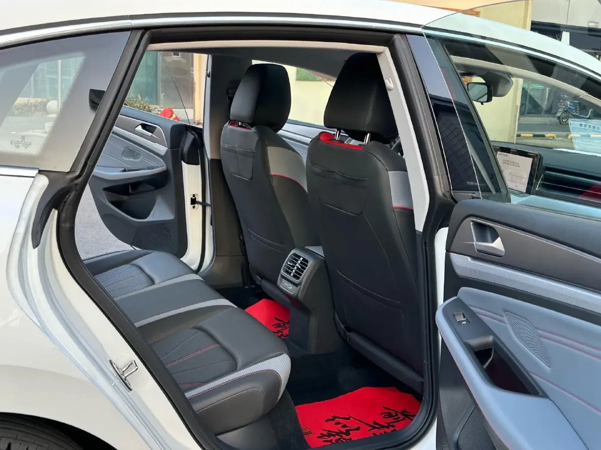 2025 Volkswagen Lamando 1.4T 150HP L4 7DCT,autocango,china used car exporter,china ev exporter,chinese used car exporter,chinese used ev exporter