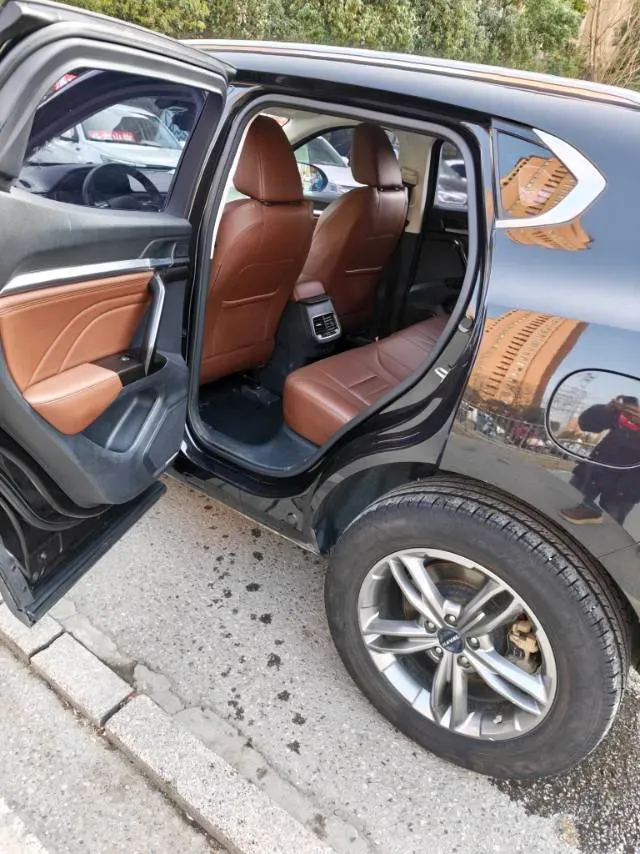 2018 Haval F5 1.5T 169HP L4 7DCT,autocango,china used car exporter,china ev exporter,chinese used car exporter,chinese used ev exporter