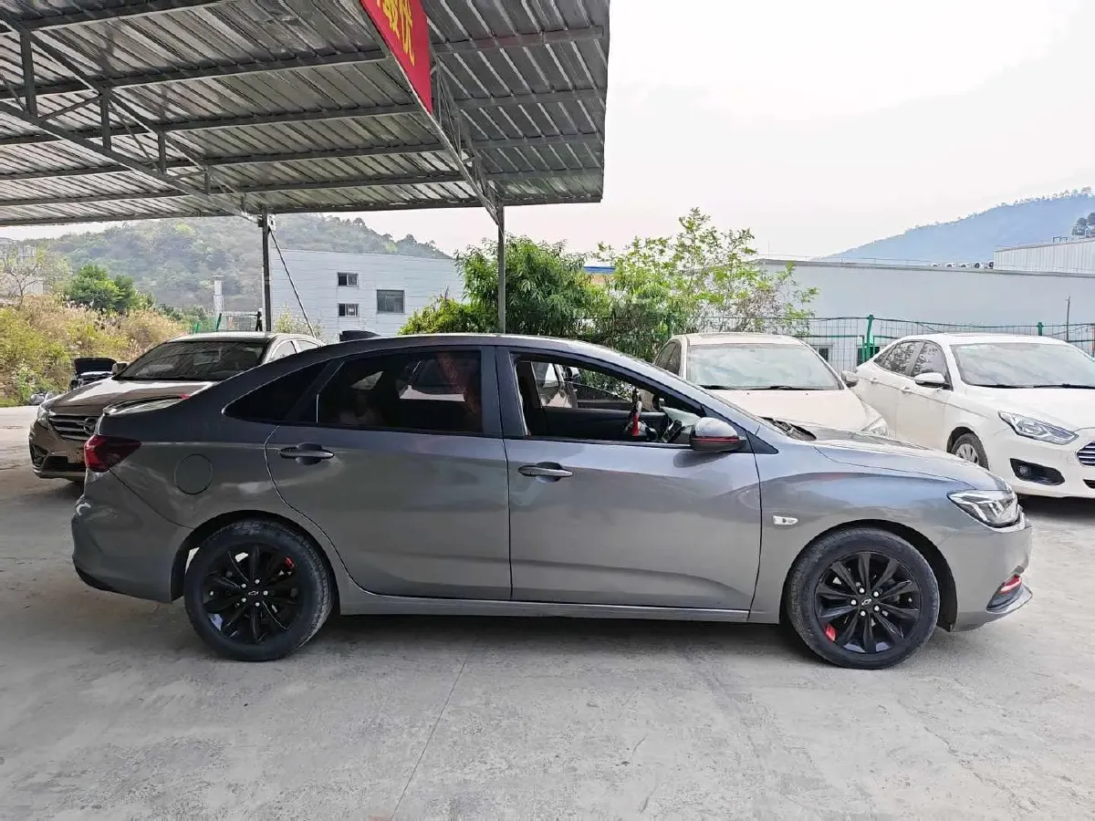 2019 Chevrolet Monza 1.0T 125HP L3 6DCT,autocango,china used car exporter,china ev exporter,chinese used car exporter,chinese used ev exporter