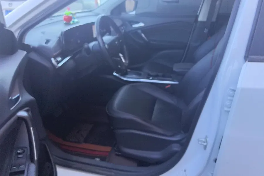 2022 Chevrolet Trax 1.5T 184HP L4 CVT,autocango,china used car exporter,china ev exporter,chinese used car exporter,chinese used ev exporter