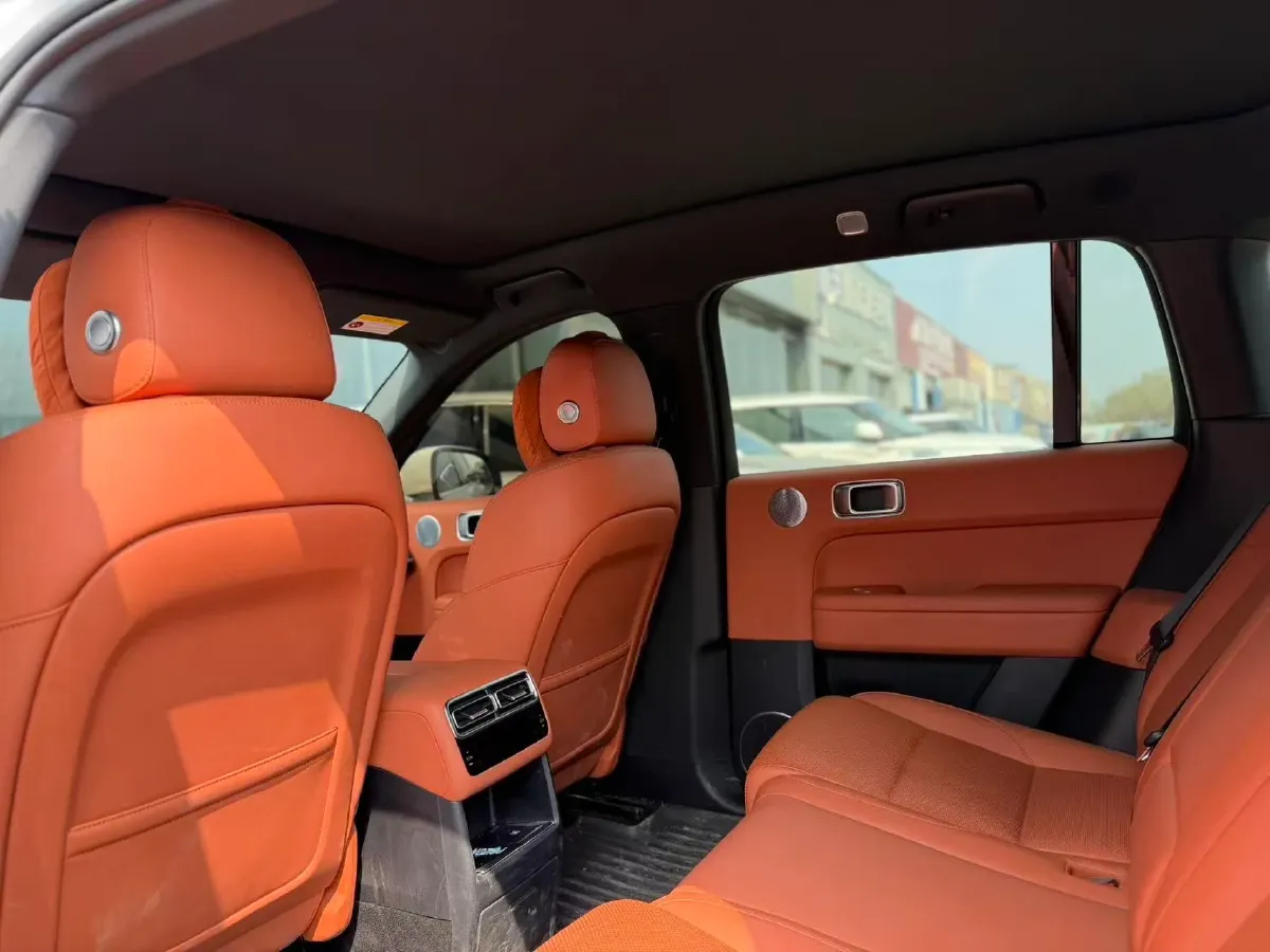 2024 Li L6 Range Extended 154HP L4 REEV 36.8KWH,autocango,china used car exporter,china ev exporter,chinese used car exporter,chinese used ev exporter