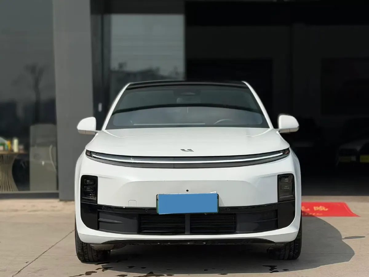 2024 Li L6 Range Extended 154HP L4 REEV 36.8KWH,autocango,china used car exporter,china ev exporter,chinese used car exporter,chinese used ev exporter