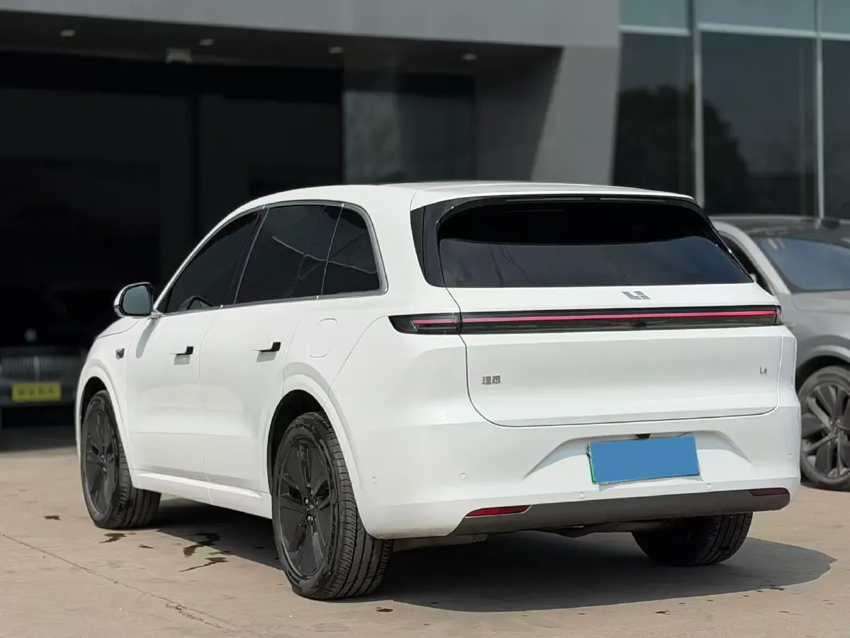 2024 Li L6 Range Extended 154HP L4 REEV 36.8KWH,autocango,china used car exporter,china ev exporter,chinese used car exporter,chinese used ev exporter