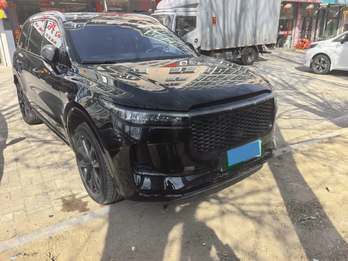 2021 Li ONE Range Extended 131HP REEV 40.5KWH,autocango,china used car exporter,china ev exporter,chinese used car exporter,chinese used ev exporter
