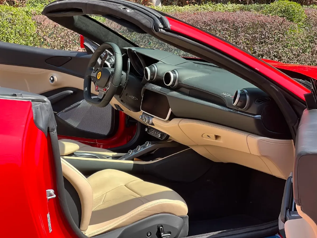 2021 Ferrari Portofino 3.9T 620HP V8 8DCT,autocango,china used car exporter,china ev exporter,chinese used car exporter,chinese used ev exporter