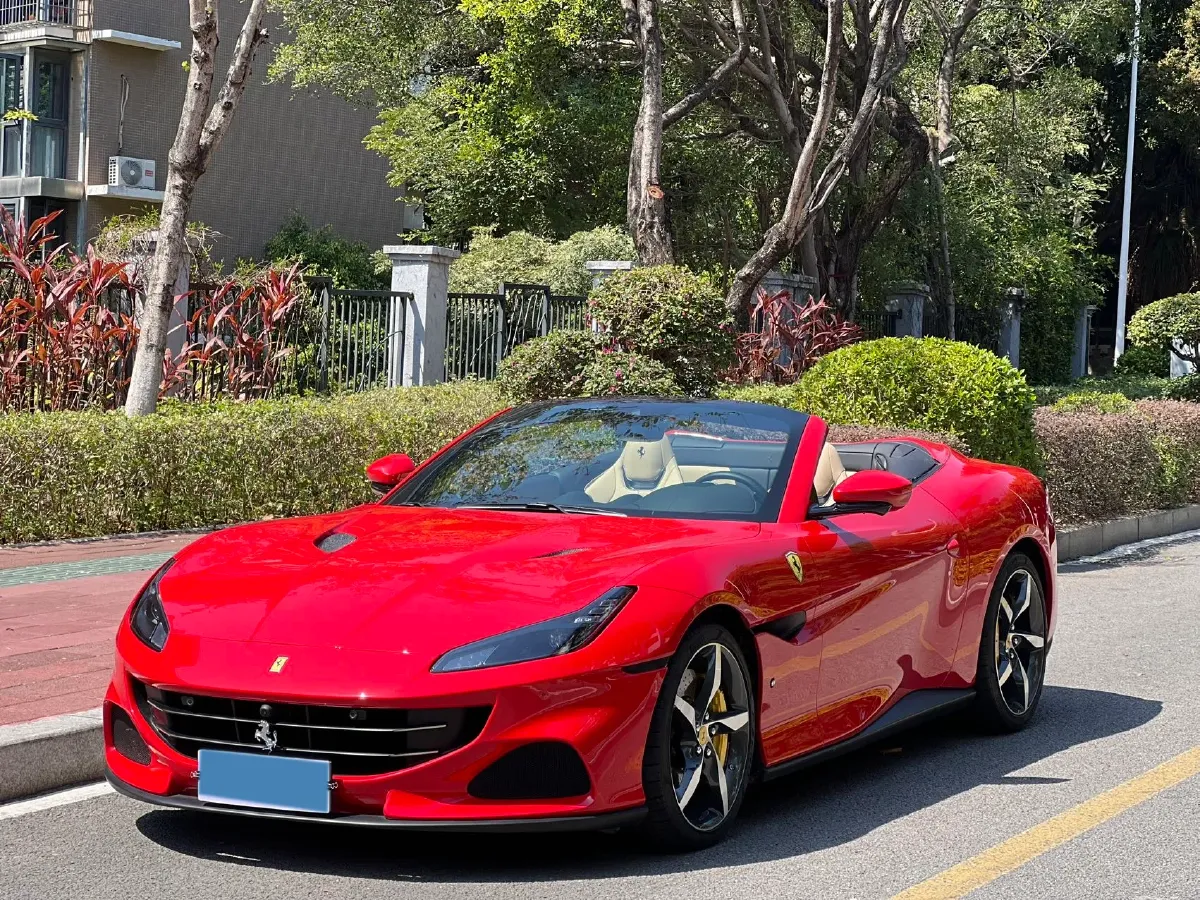 2021 Ferrari Portofino 3.9T 620HP V8 8DCT,autocango,china used car exporter,china ev exporter,chinese used car exporter,chinese used ev exporter