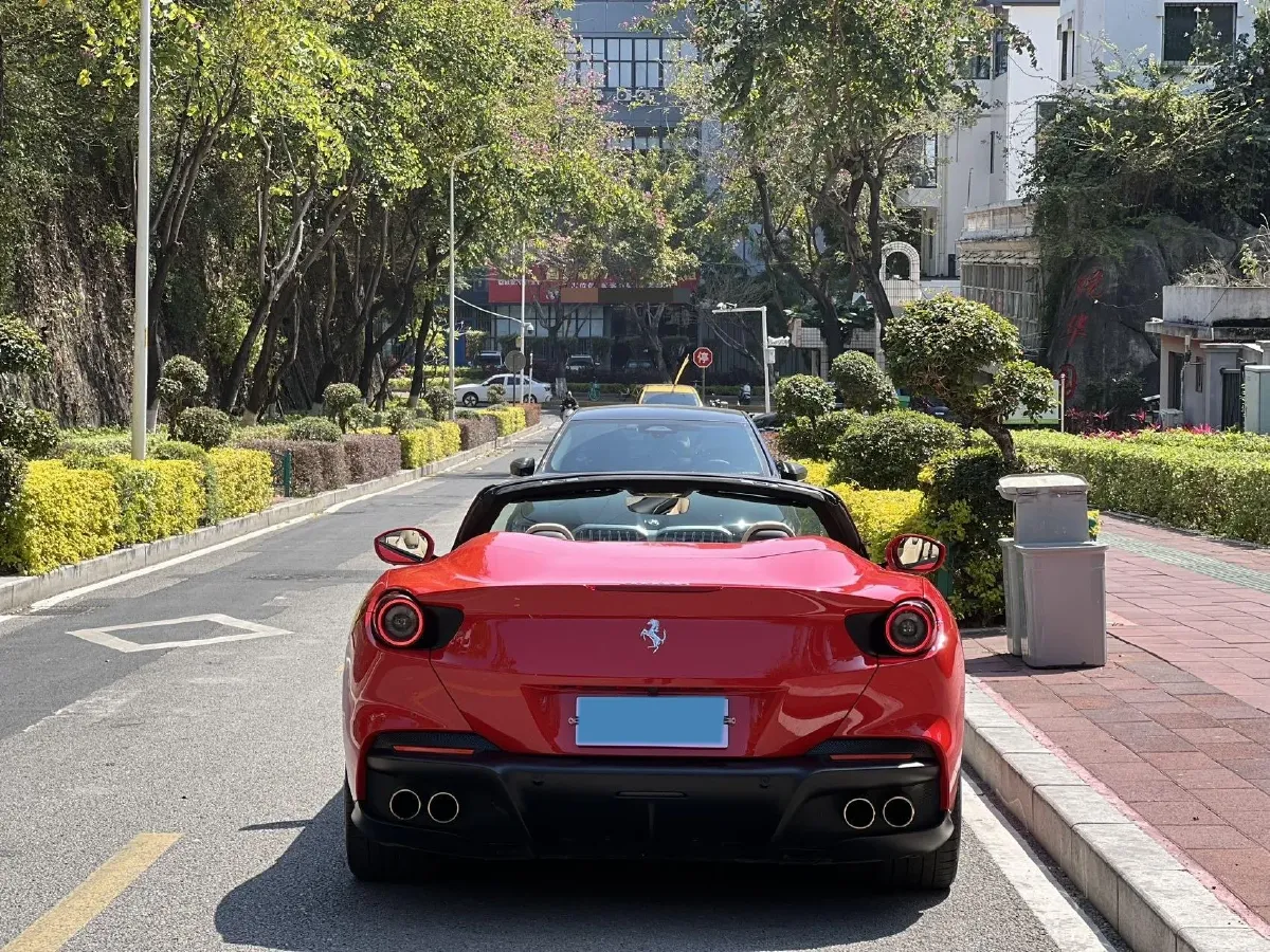 2021 Ferrari Portofino 3.9T 620HP V8 8DCT,autocango,china used car exporter,china ev exporter,chinese used car exporter,chinese used ev exporter