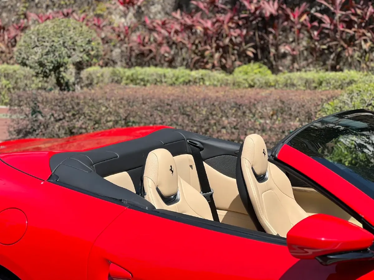 2021 Ferrari Portofino 3.9T 620HP V8 8DCT,autocango,china used car exporter,china ev exporter,chinese used car exporter,chinese used ev exporter