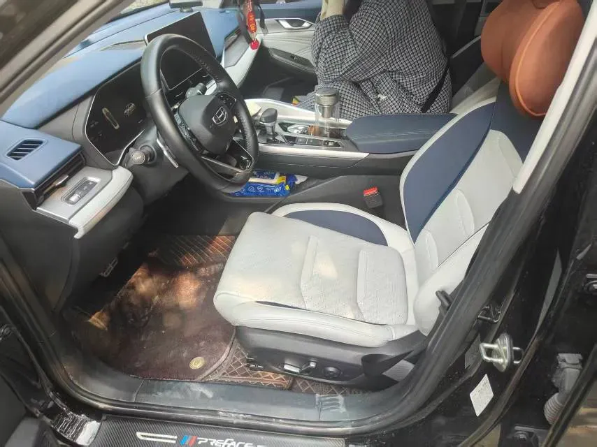 2021 Geely Preface 2.0T 190HP L4 7DCT,autocango,china used car exporter,china ev exporter,chinese used car exporter,chinese used ev exporter