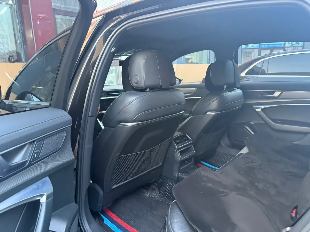 2019 Audi A6L 2.0T 190HP L4 7DCT,autocango,china used car exporter,china ev exporter,chinese used car exporter,chinese used ev exporter