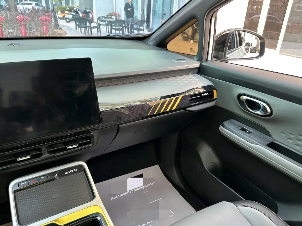 2022 Geely Okavango 1.8T 184HP L4 7DCT,autocango,china used car exporter,china ev exporter,chinese used car exporter,chinese used ev exporter