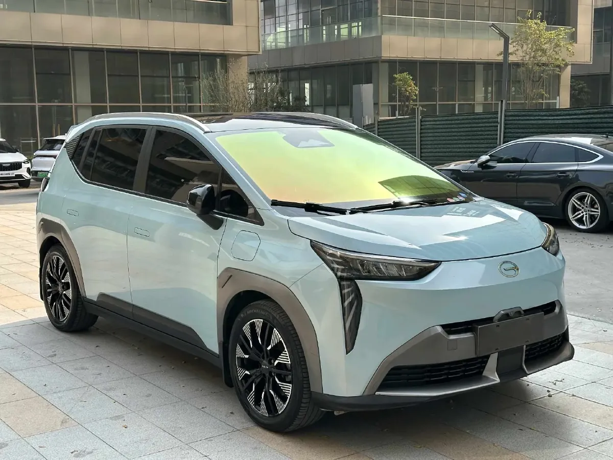 2022 Geely Okavango 1.8T 184HP L4 7DCT,autocango,china used car exporter,china ev exporter,chinese used car exporter,chinese used ev exporter