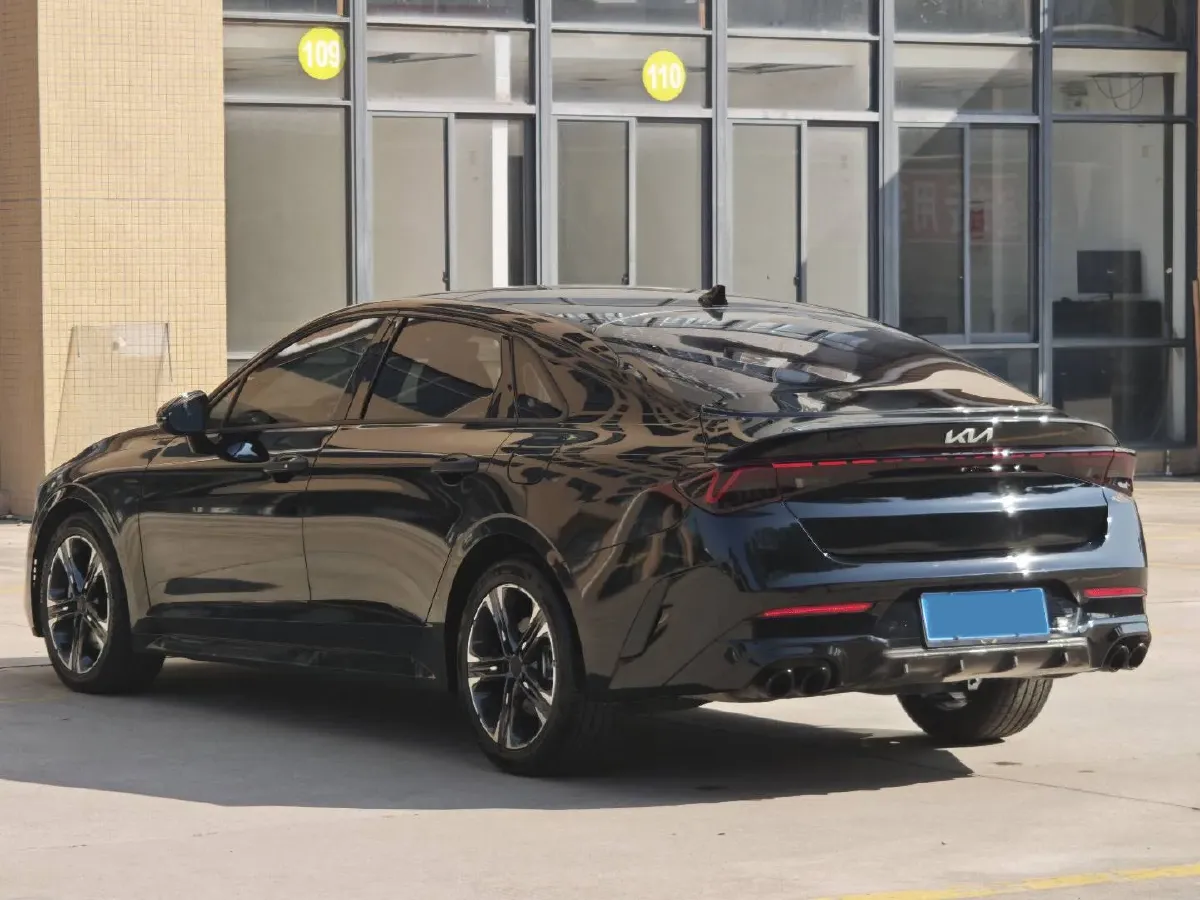 2021 Kia K5 2.0T 240HP L4 8AT,autocango,china used car exporter,china ev exporter,chinese used car exporter,chinese used ev exporter