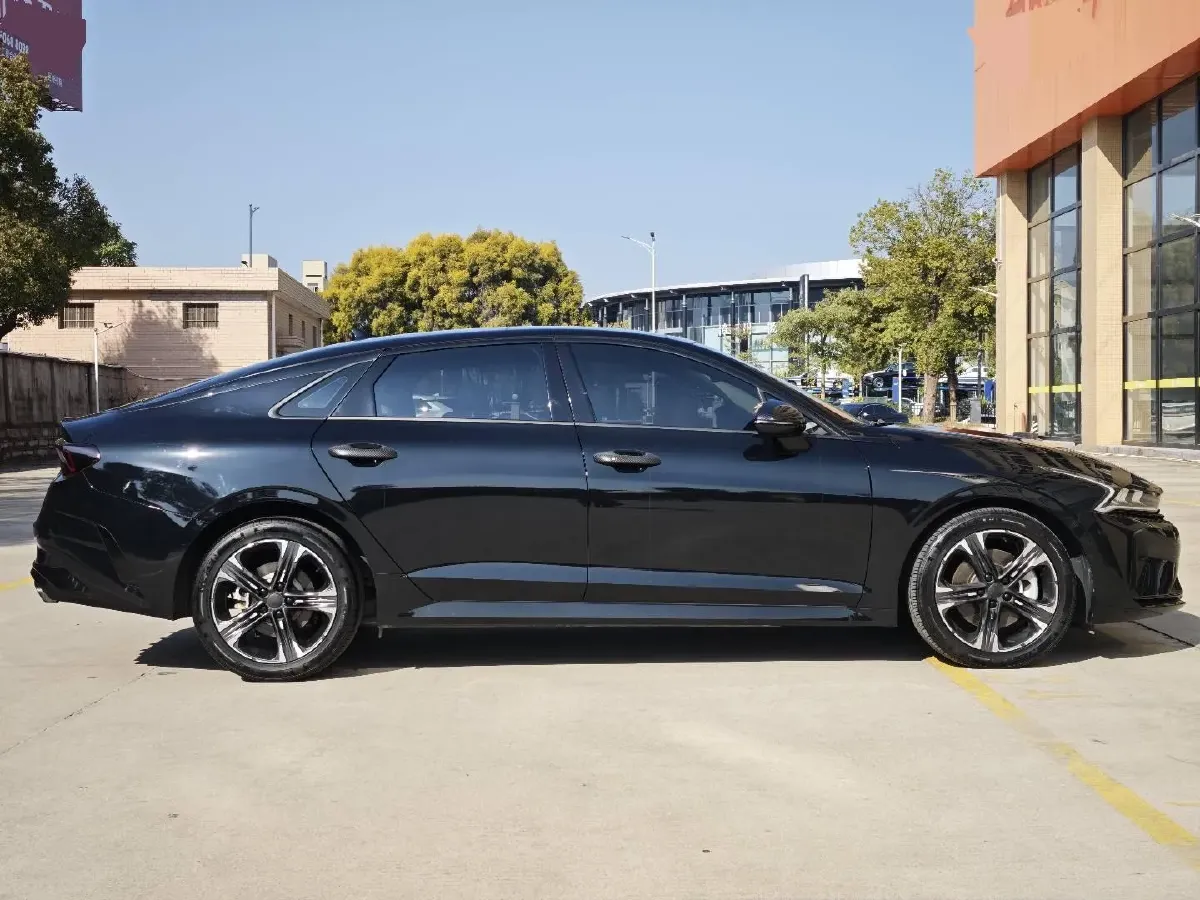 2021 Kia K5 2.0T 240HP L4 8AT,autocango,china used car exporter,china ev exporter,chinese used car exporter,chinese used ev exporter