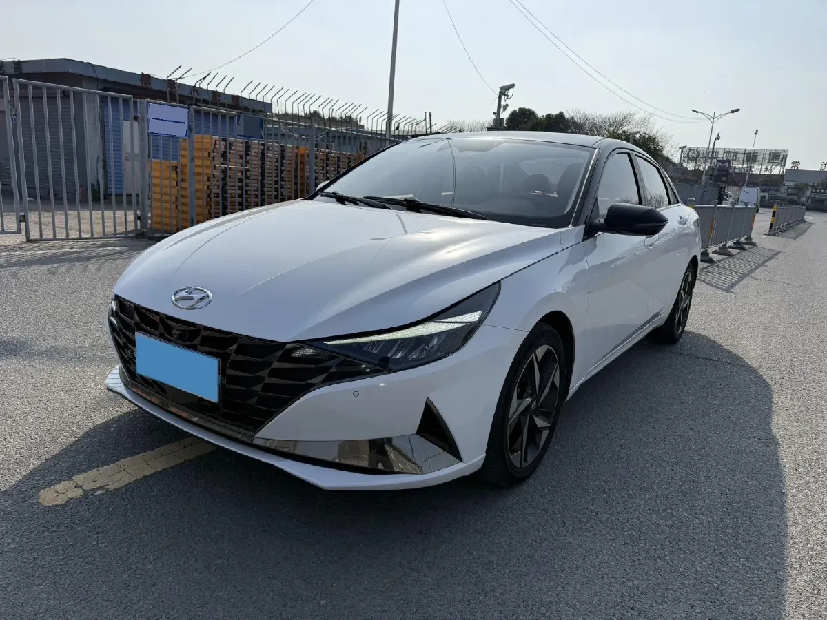 2021 Hyundai Elantra 1.5L 115HP L4 CVT,autocango,china used car exporter,china ev exporter,chinese used car exporter,chinese used ev exporter