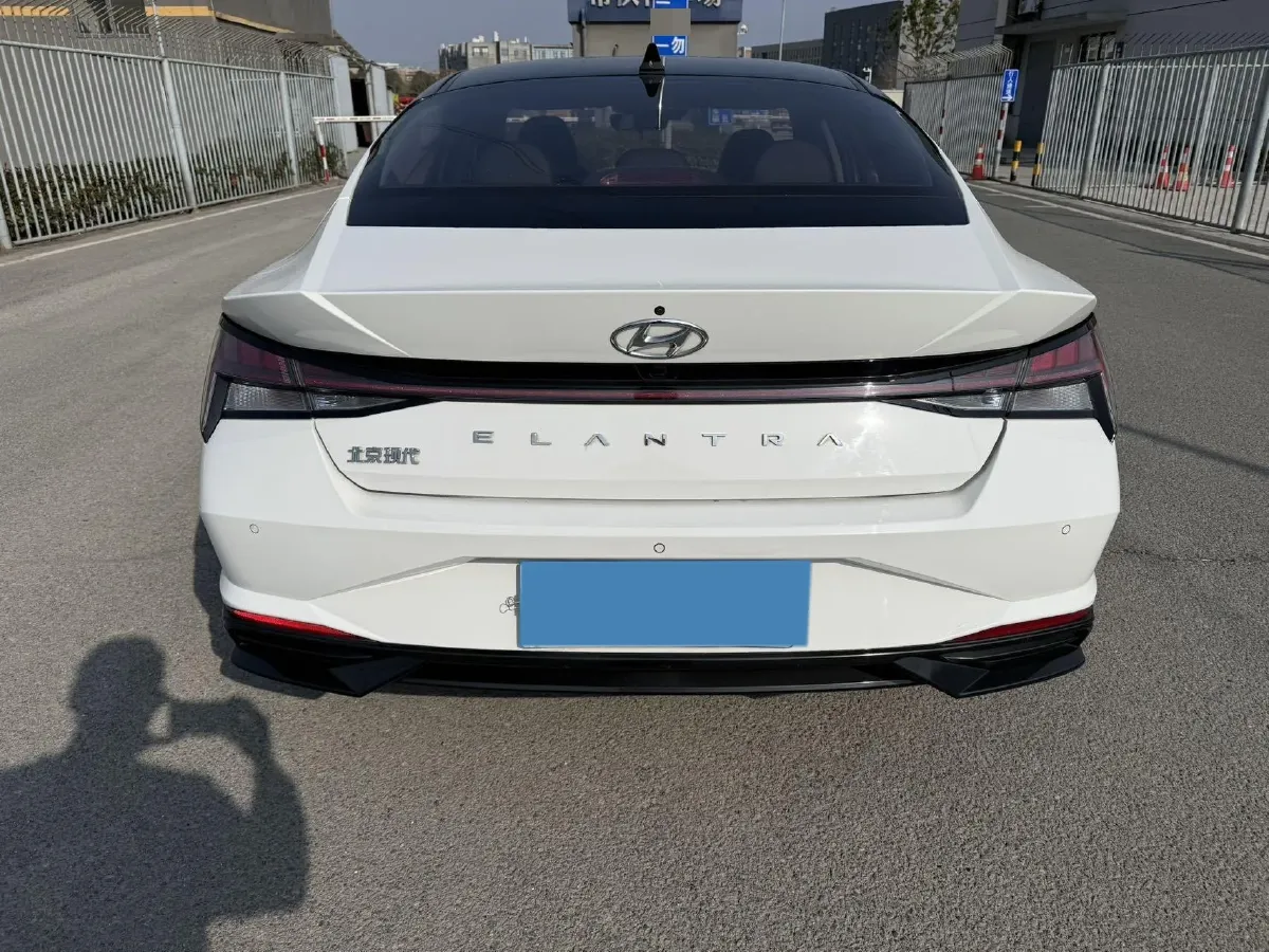 2021 Hyundai Elantra 1.5L 115HP L4 CVT,autocango,china used car exporter,china ev exporter,chinese used car exporter,chinese used ev exporter