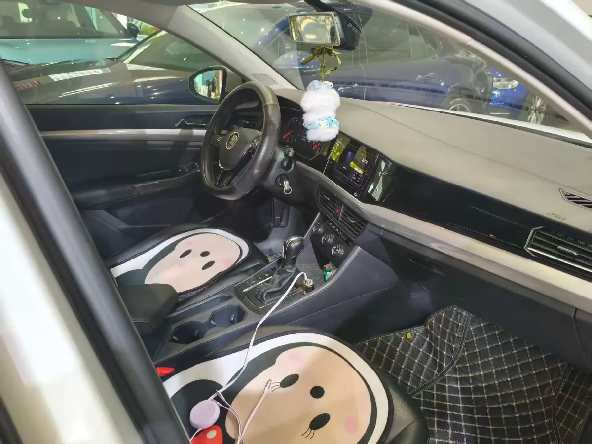 2021 Volkswagen Bora 1.5L 113HP L4 6AT,autocango,china used car exporter,china ev exporter,chinese used car exporter,chinese used ev exporter