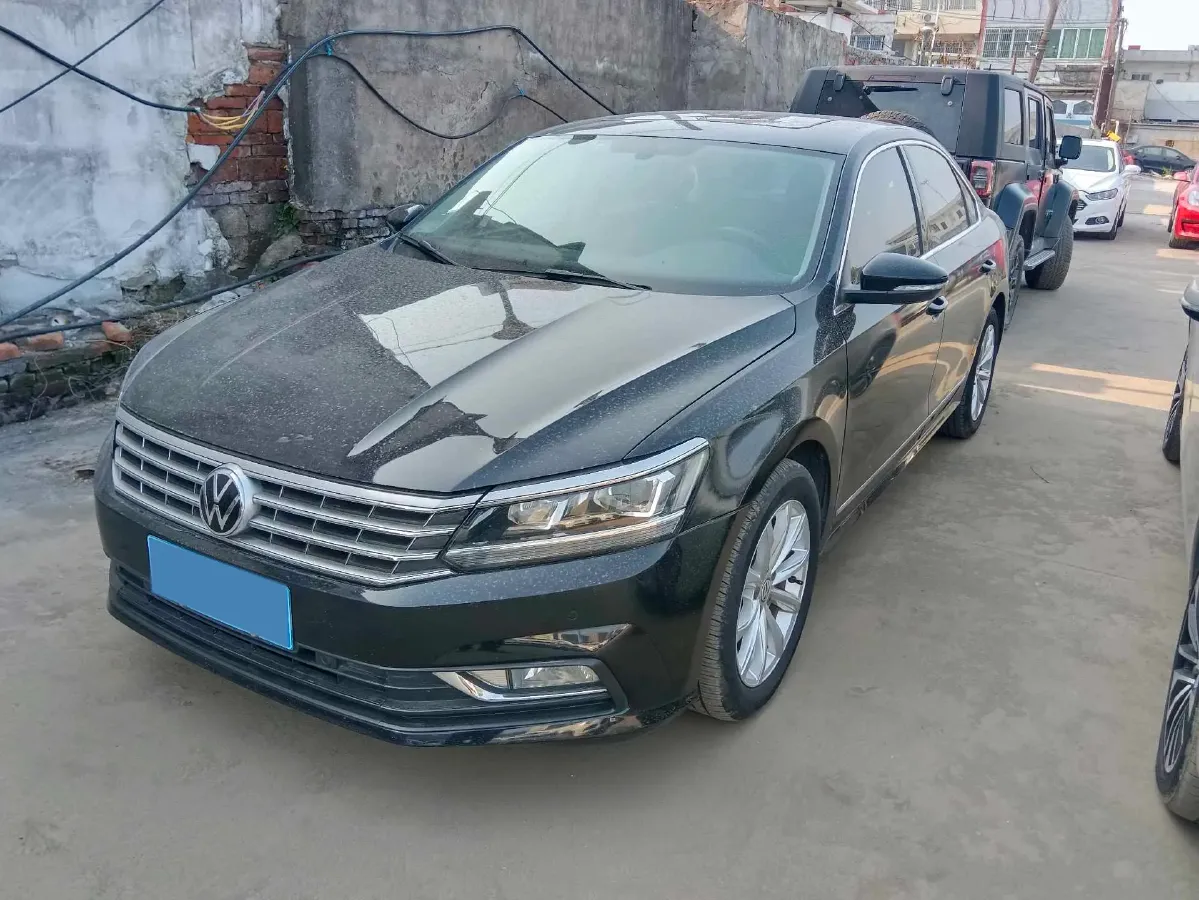 2017 Volkswagen Passat 1.8T 180HP L4 7DCT,autocango,china used car exporter,china ev exporter,chinese used car exporter,chinese used ev exporter