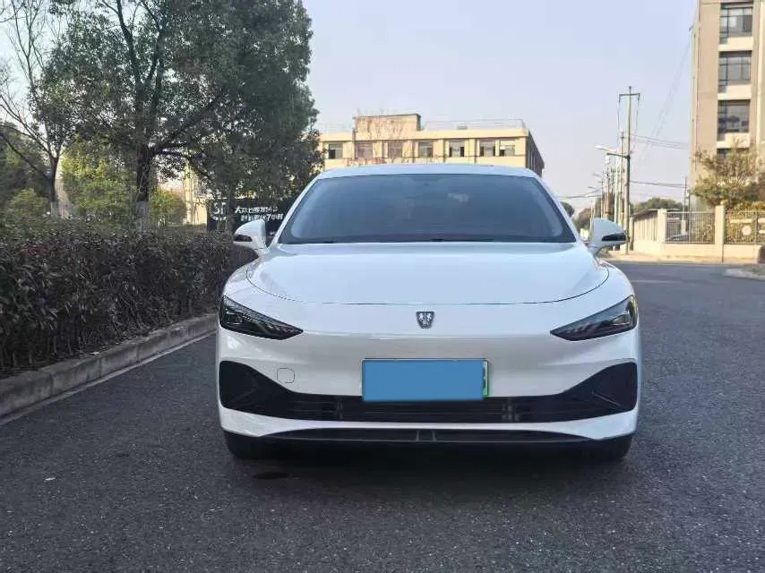2025 Roewe D7 1.5L 112HP L4 1DHT PHEV 19.7KWH,autocango,china used car exporter,china ev exporter,chinese used car exporter,chinese used ev exporter