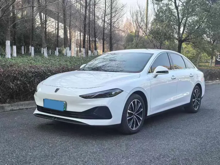 2025 Roewe D7 1.5L 112HP L4 1DHT PHEV 19.7KWH,autocango,china used car exporter,china ev exporter,chinese used car exporter,chinese used ev exporter