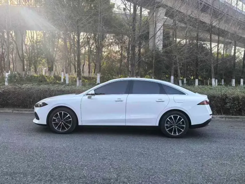 2025 Roewe D7 1.5L 112HP L4 1DHT PHEV 19.7KWH,autocango,china used car exporter,china ev exporter,chinese used car exporter,chinese used ev exporter