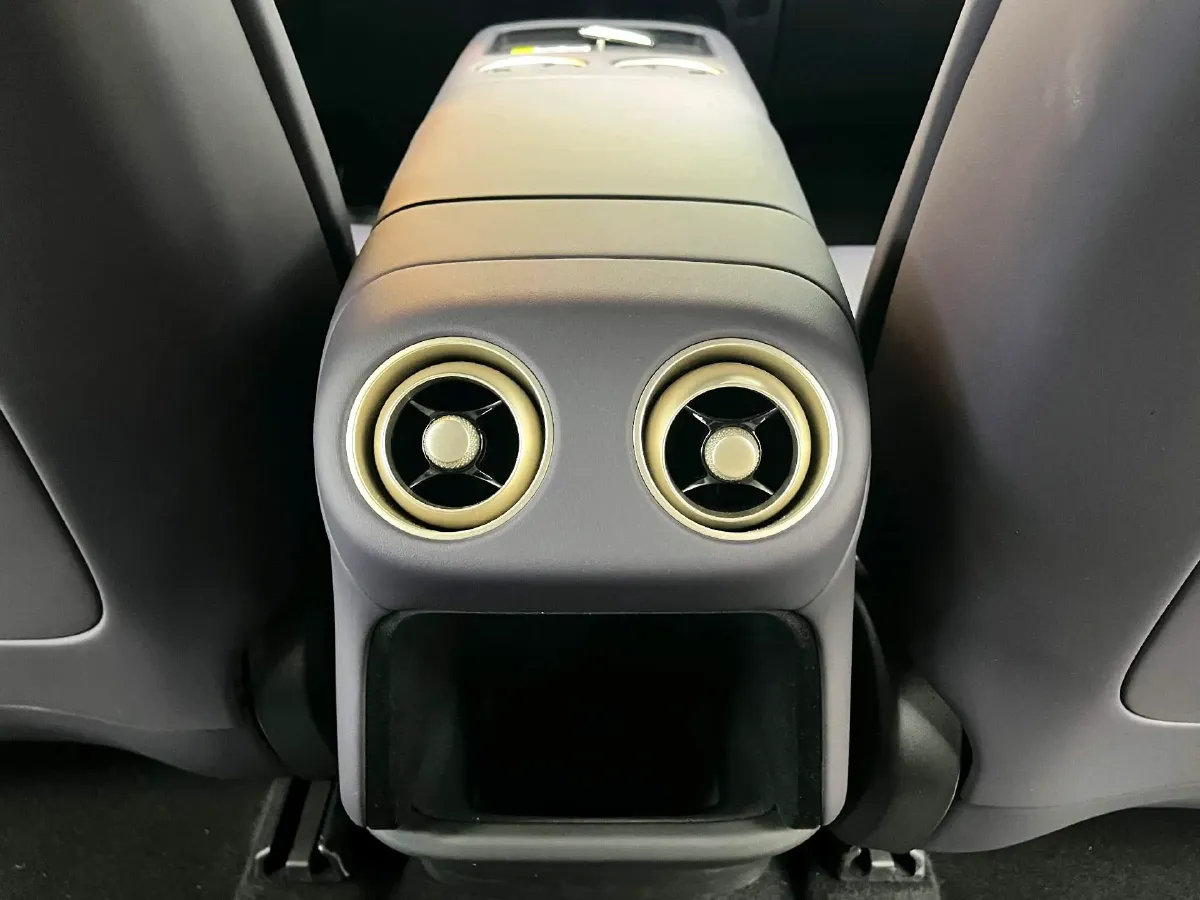 2024 Avatr 07 BEV 82.16KWH,autocango,china used car exporter,china ev exporter,chinese used car exporter,chinese used ev exporter