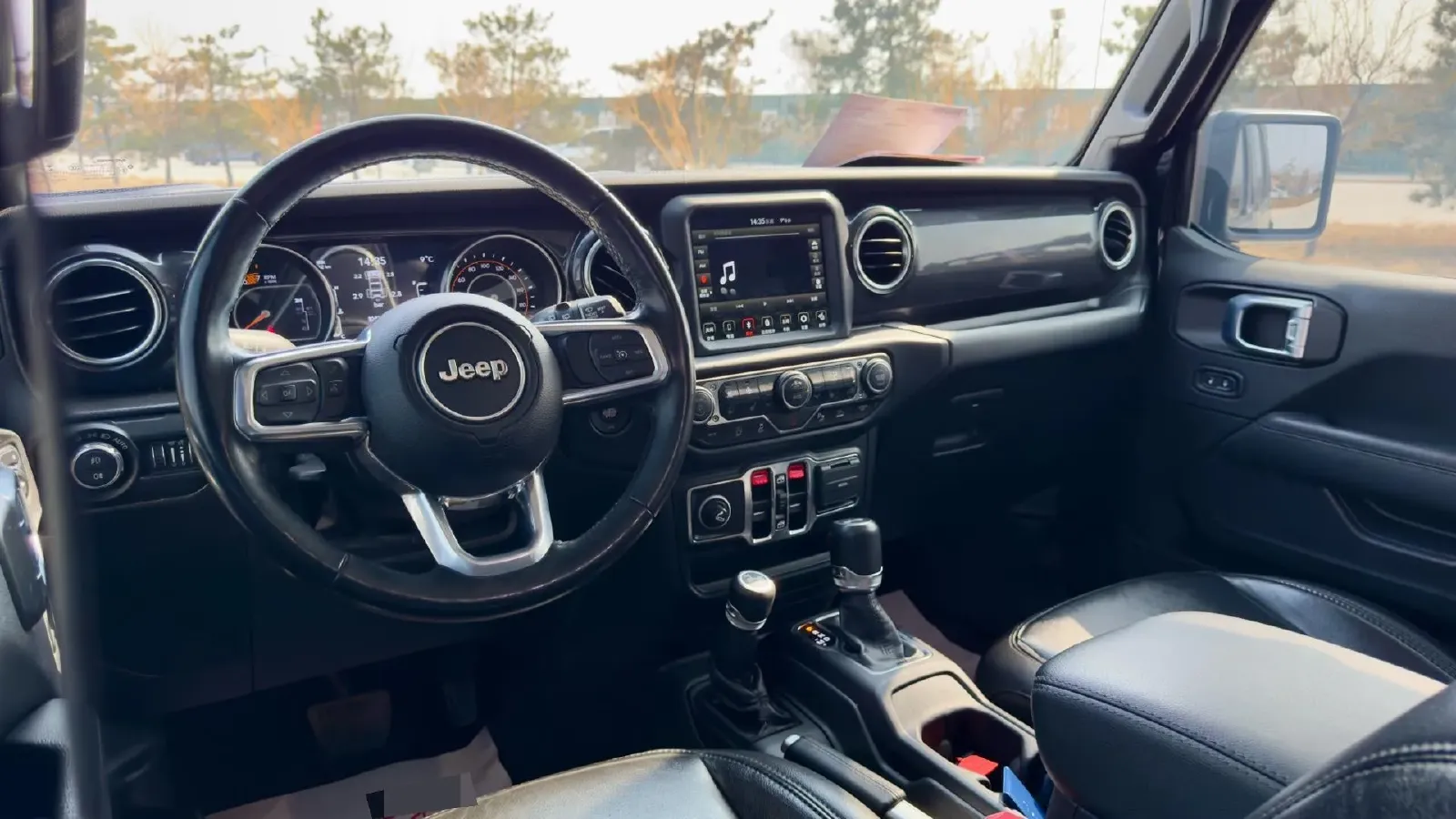 2022 Mercedes-Benz E Class 2.0T 258HP L4 9AT,autocango,china used car exporter,china ev exporter,chinese used car exporter,chinese used ev exporter