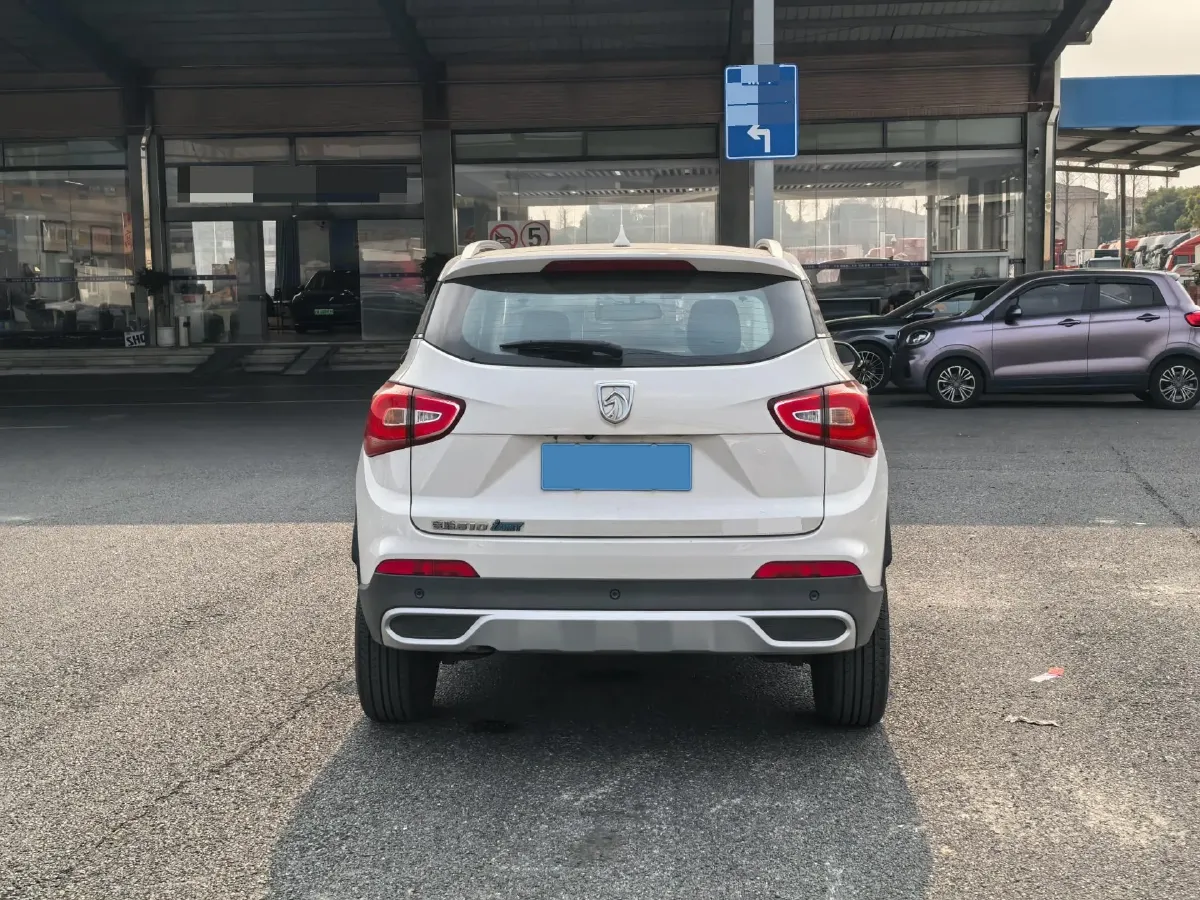 2017 HaiMa S5 Young Edition 1.6L 122HP L4 5MT,autocango,china used car exporter,china ev exporter,chinese used car exporter,chinese used ev exporter