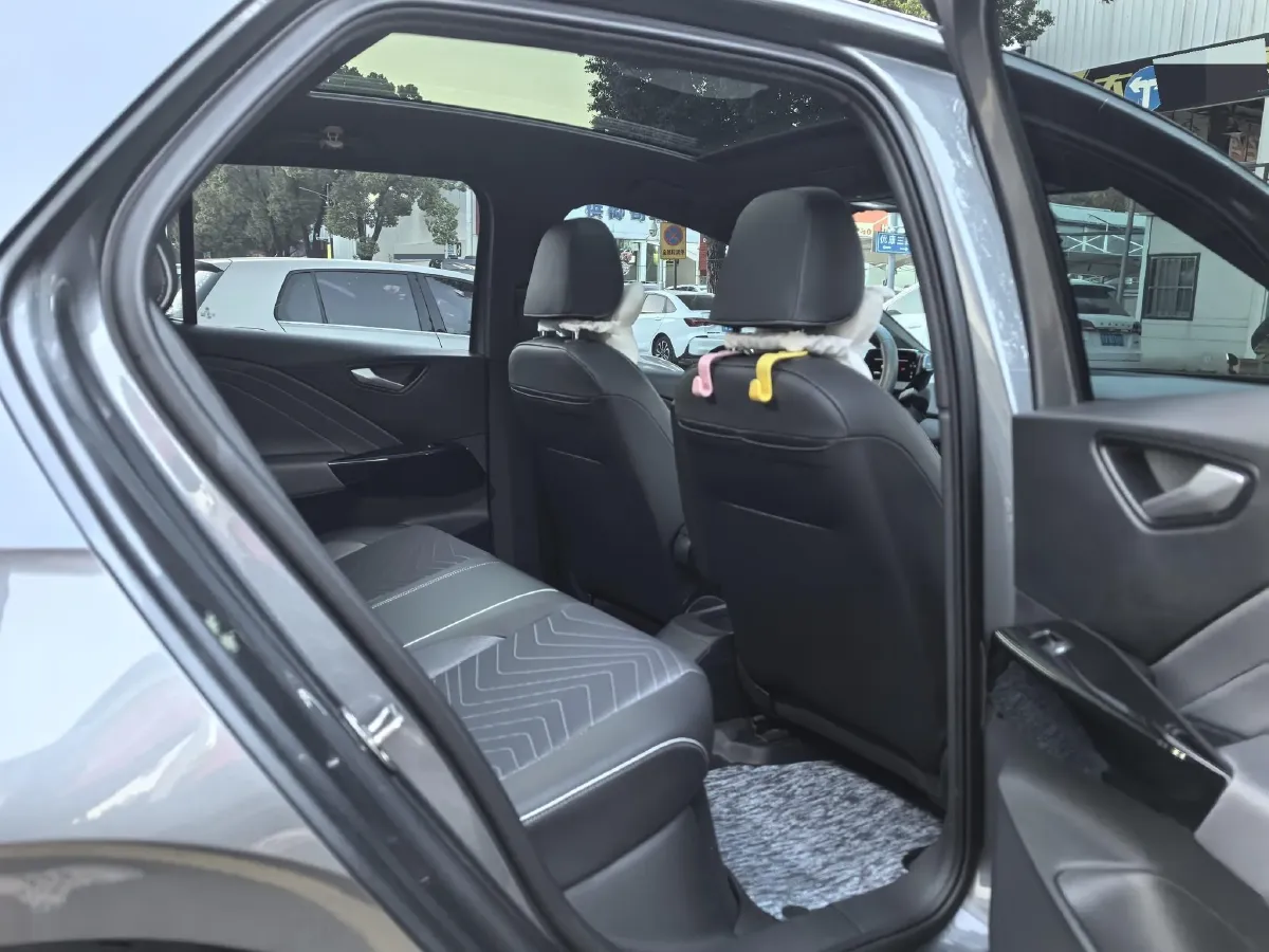 2024 Volkswagen ID.3 BEV 52.8KWH,autocango,china used car exporter,china ev exporter,chinese used car exporter,chinese used ev exporter