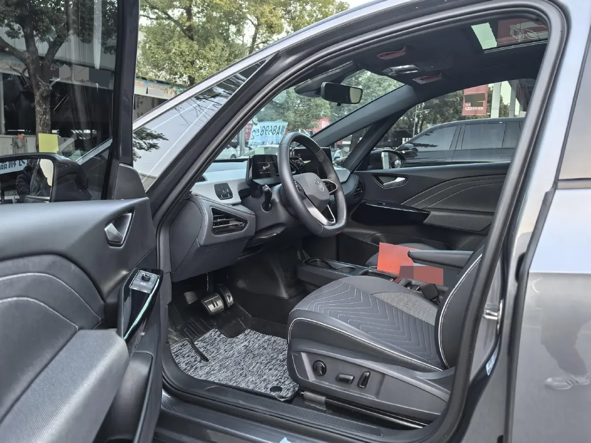 2024 Volkswagen ID.3 BEV 52.8KWH,autocango,china used car exporter,china ev exporter,chinese used car exporter,chinese used ev exporter