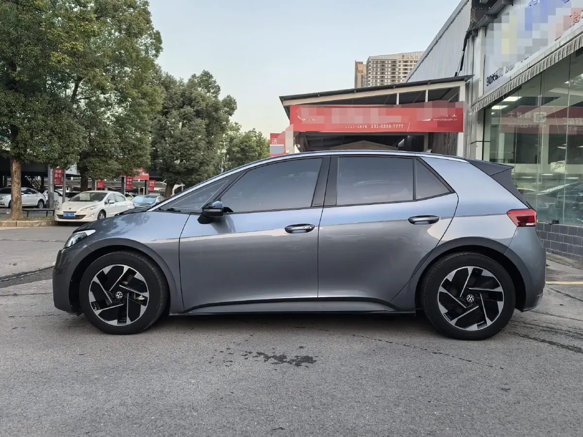 2024 Volkswagen ID.3 BEV 52.8KWH,autocango,china used car exporter,china ev exporter,chinese used car exporter,chinese used ev exporter
