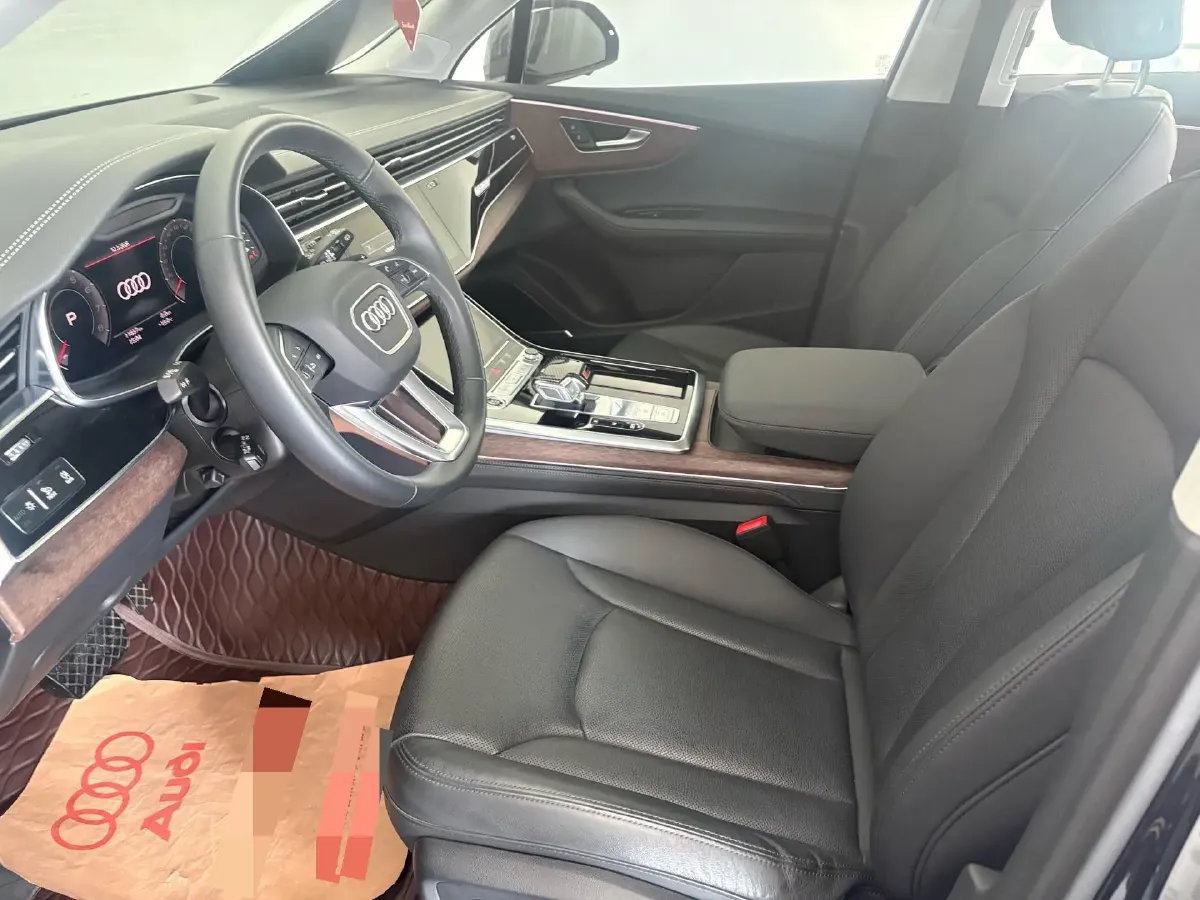 2023 Audi Q7 3.0T 340HP V6 8AT,autocango,china used car exporter,china ev exporter,chinese used car exporter,chinese used ev exporter