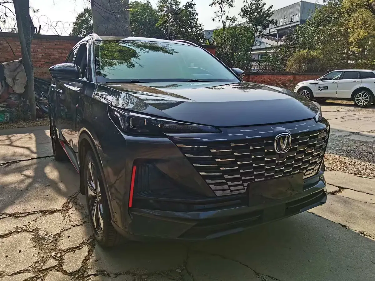 2022 ChangAn Oshan X7 Plus 1.5T 188HP L4 7DCT,autocango,china used car exporter,china ev exporter,chinese used car exporter,chinese used ev exporter