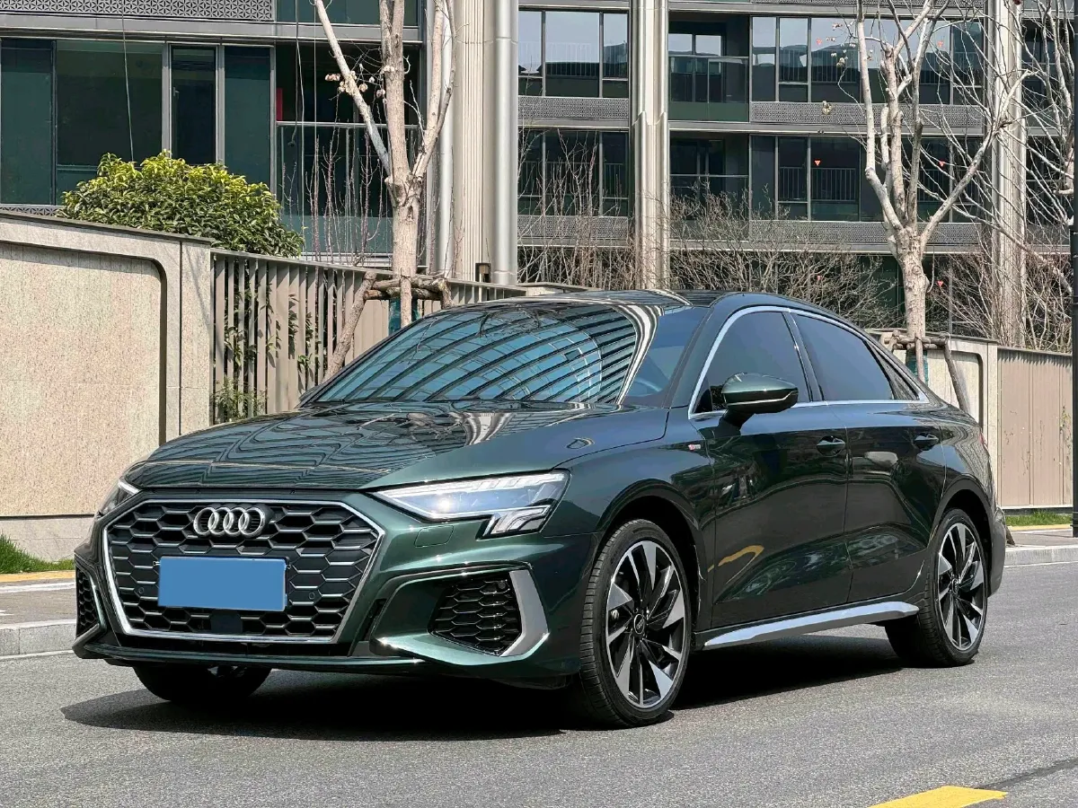 2024 Audi A3 1.4T 150HP L4 7DCT,autocango,china used car exporter,china ev exporter,chinese used car exporter,chinese used ev exporter