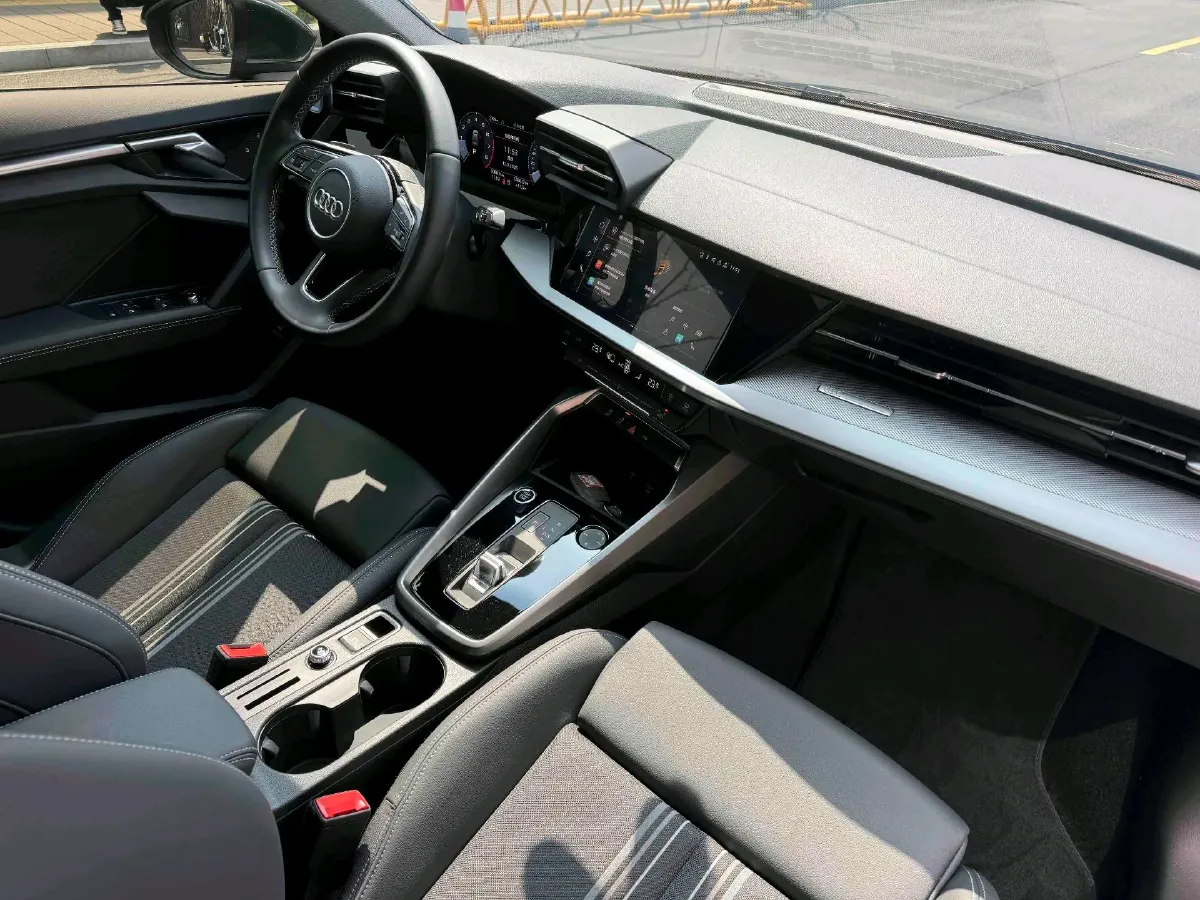 2024 Audi A3 1.4T 150HP L4 7DCT,autocango,china used car exporter,china ev exporter,chinese used car exporter,chinese used ev exporter