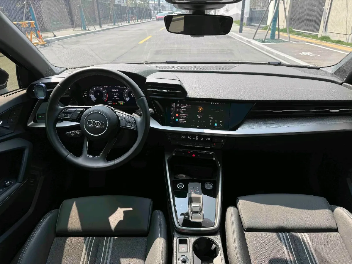 2024 Audi A3 1.4T 150HP L4 7DCT,autocango,china used car exporter,china ev exporter,chinese used car exporter,chinese used ev exporter