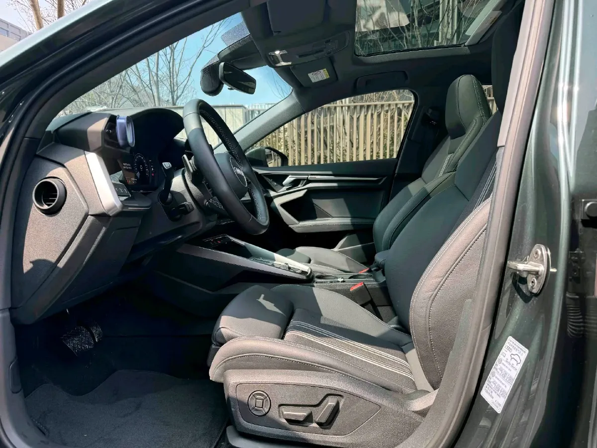 2024 Audi A3 1.4T 150HP L4 7DCT,autocango,china used car exporter,china ev exporter,chinese used car exporter,chinese used ev exporter