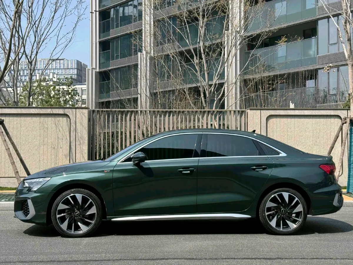 2024 Audi A3 1.4T 150HP L4 7DCT,autocango,china used car exporter,china ev exporter,chinese used car exporter,chinese used ev exporter