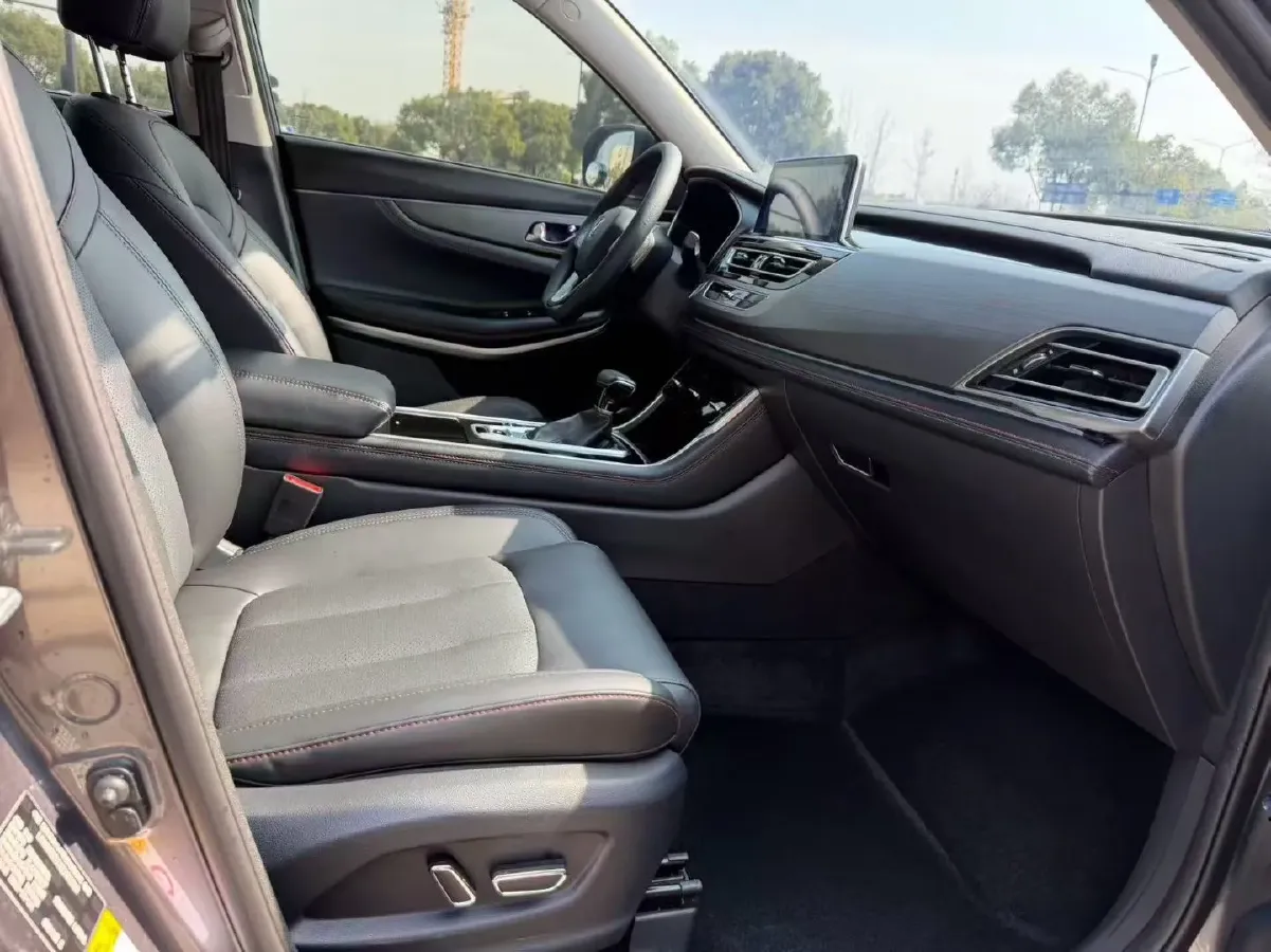 2021 ChangAn CS75 1.5T 178HP L4 7DCT,autocango,china used car exporter,china ev exporter,chinese used car exporter,chinese used ev exporter