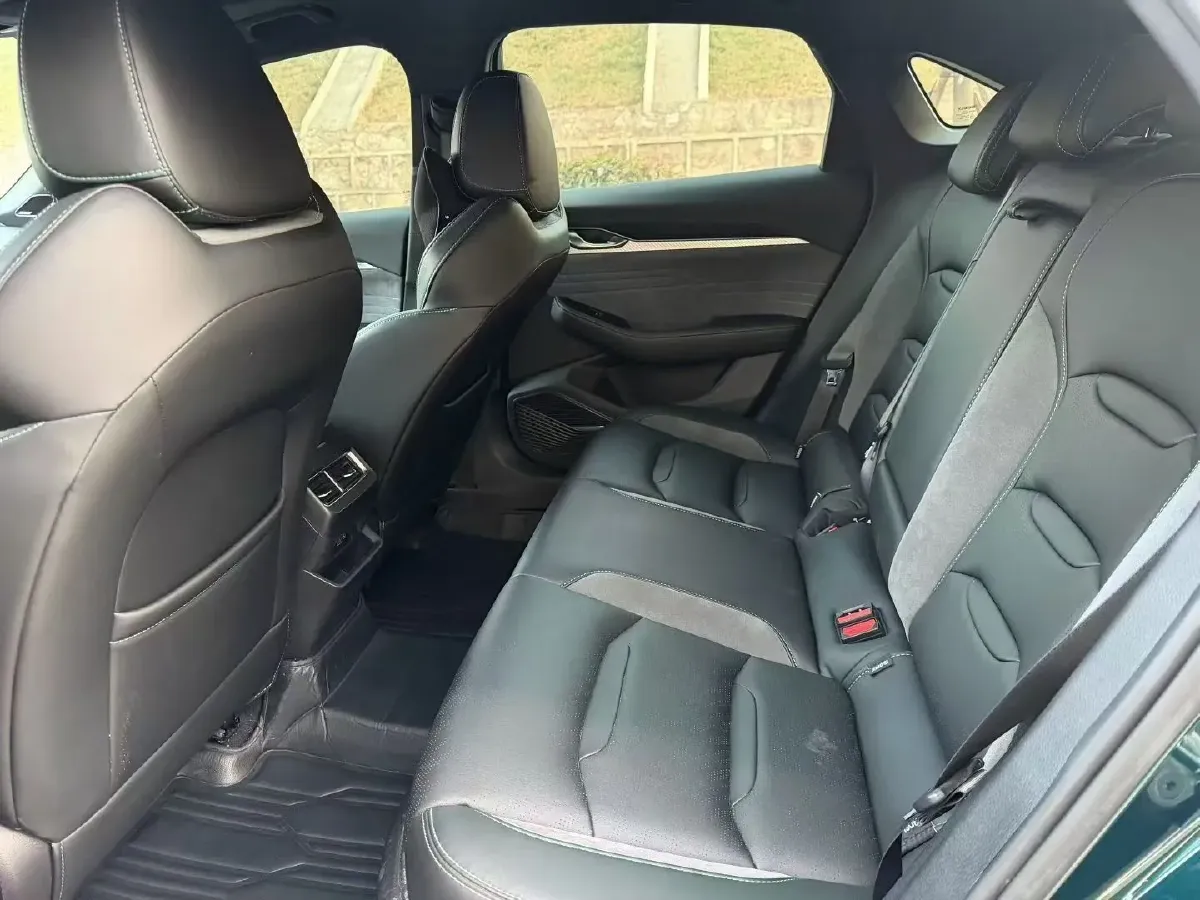 2023 Geely Preface 2.0T 190HP L4 7DCT,autocango,china used car exporter,china ev exporter,chinese used car exporter,chinese used ev exporter