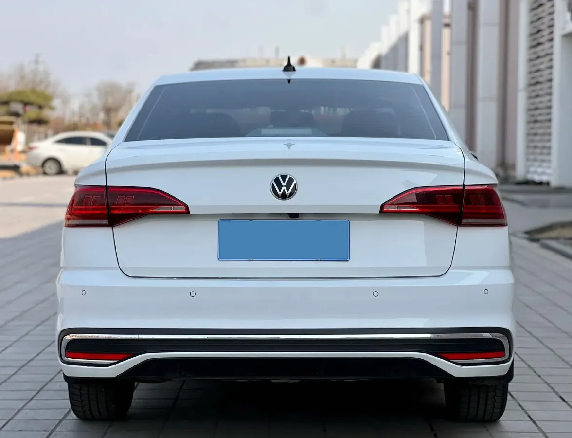 2024 Volkswagen Bora 1.2T 116HP L4 7DCT,autocango,china used car exporter,china ev exporter,chinese used car exporter,chinese used ev exporter