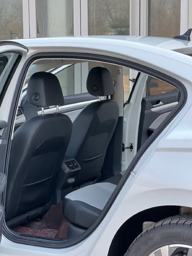 2024 Volkswagen Bora 1.2T 116HP L4 7DCT,autocango,china used car exporter,china ev exporter,chinese used car exporter,chinese used ev exporter